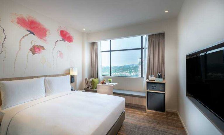 Comfortable queen guest room at the Hilton Garden Inn Kuala Lumpur Jalan Tuanku Abdul Rahman South.