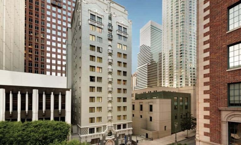 Aerial view of the Hilton Checkers hotel building in downtown Los Angeles.