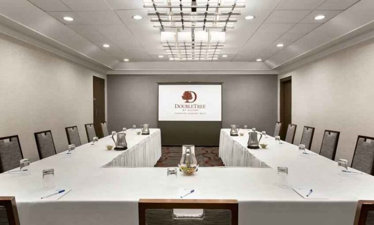 Comfortable meeting room perfect for privacy and small groups at the Double Tree Toronto Airport West.