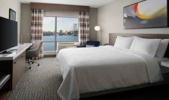 Hilton Garden Inn Camden Waterfront Philadelphia