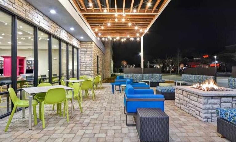 Beautiful outdoor terrace, perfect as workspace at the Home2 Suites by Hilton Fairview/Allen.