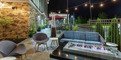 Beautiful rooftop patio suitable as workspace at the Hampton Inn Madison, OH.