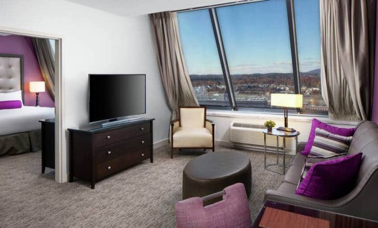 Beautiful living room with mountain view at the DoubleTree by Hilton Manchester Downtown