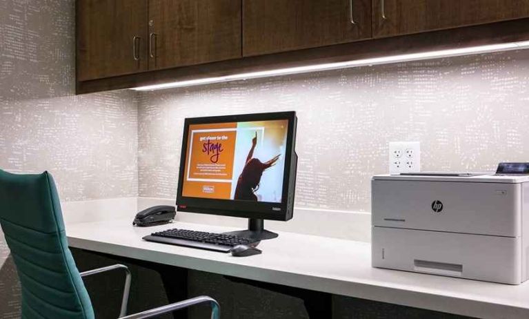 professional, well-equipped coworking space and work desk at Hampton Inn Wichita Northwest.