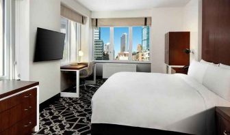 king-sized delux room with city view at Hilton Brooklyn New York.