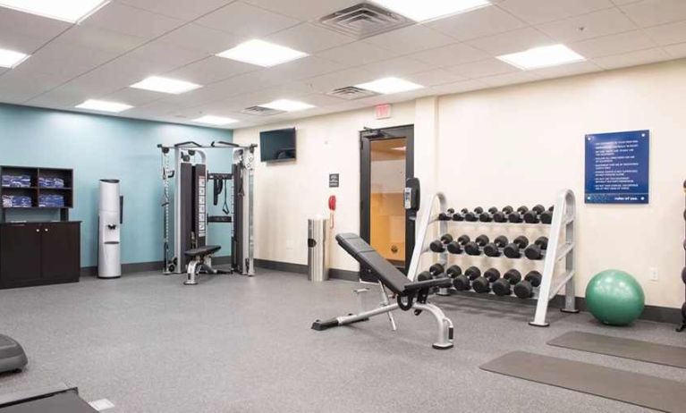 well equipped fitness center at Hampton Inn Big Rapids, MI.