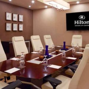 Meeting room perfect for every business appointment at the Hilton Denver City Center.