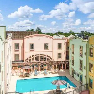 Beautiful outdoor patio with pool at the Hampton Inn & Suites Amelia Island-Historic Harbor Front.