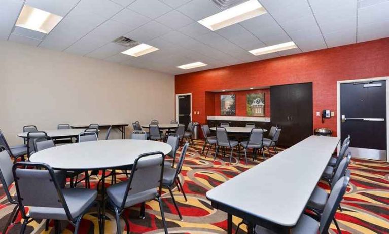 well-equipped meeting and conference room at Hampton Inn & Suites California University-Pittsburgh.