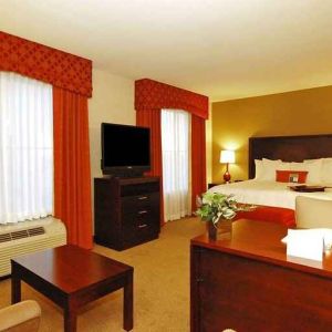 delux king suite with work desk at Hampton Inn & Suites Phoenix/Gilbert, AZ.