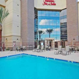 beautiful outdoor pool aat Hampton Inn & Suites Phoenix/Gilbert, AZ.