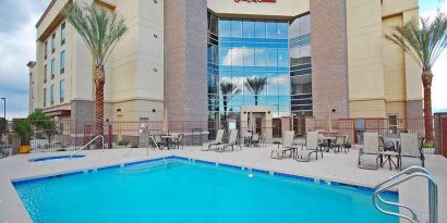 beautiful outdoor pool aat Hampton Inn & Suites Phoenix/Gilbert, AZ.