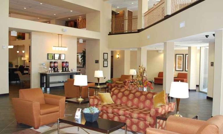 comfortable lobby-lounge for coworking at Hampton Inn & Suites Phoenix/Gilbert, AZ.