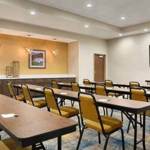 professional, well-equipped meeting and conference room at Hampton Inn Salt Lake City Cottonwood.