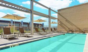 Relaxing outdoor pool area at the Hilton Garden Inn Washington DC/Georgetown Area.