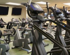 Fitness center at the Hilton Mississauga Meadowvale