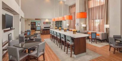 Stylish dining area perfect as workplace at the Hampton Inn & Suites Schererville.