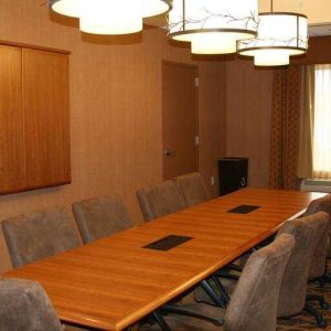 Meeting room perfect for every business appointment at the Hampton Inn & Suites Riverton, WY.