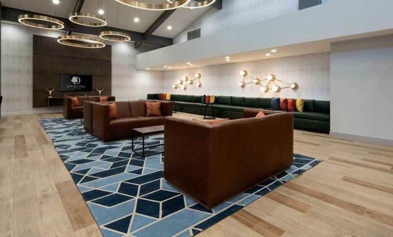 comfortable lobby-lounge ideal for coworking at DoubleTree by Hilton Hotel Bakersfield.