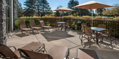 Beautiful outdoor garden perfect as workspace at the Hampton Inn Ann Arbor South.