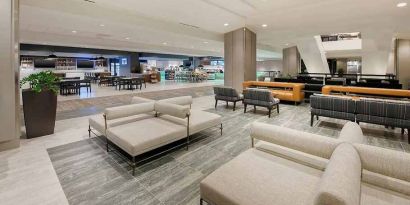 Comfortable lobby-lounge ideal for coworking at Hilton Atlanta.