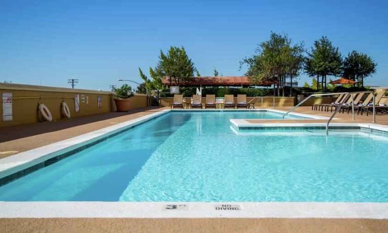 Relaxing outdoor pool at the DoubleTree by Hilton Modesto.