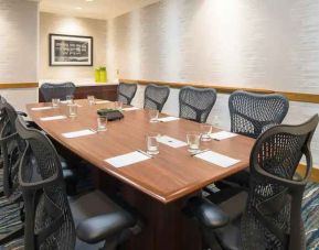 Small meeting room at the Hampton Inn & Suites by Hilton Portland-Pearl District.