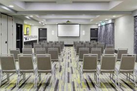 Elegant meeting room at the Hampton Inn & Suites by Hilton-Irvine/Orange County Airport.