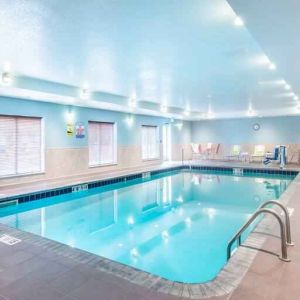 Relaxing swimming pool at the Hilton Garden Inn Minneapolis Airport Mall of America.