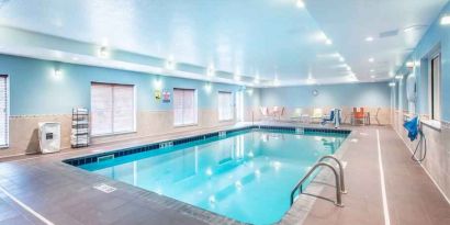 Relaxing swimming pool at the Hilton Garden Inn Minneapolis Airport Mall of America.