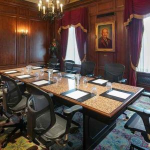 Well-equipped meeting room for all business and board meetings at Hilton Milwaukee City Center.