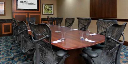 Small meeting room at the Hilton Garden Inn Fort Worth Medical Center.