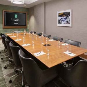 Meeting room perfect for every business appointment at the Embassy Suites by Hilton Tysons Corner.