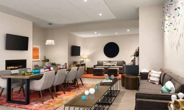 comfortable lobby lounge area ideal for coworking and remote work at Hilton Garden Inn Boulder.