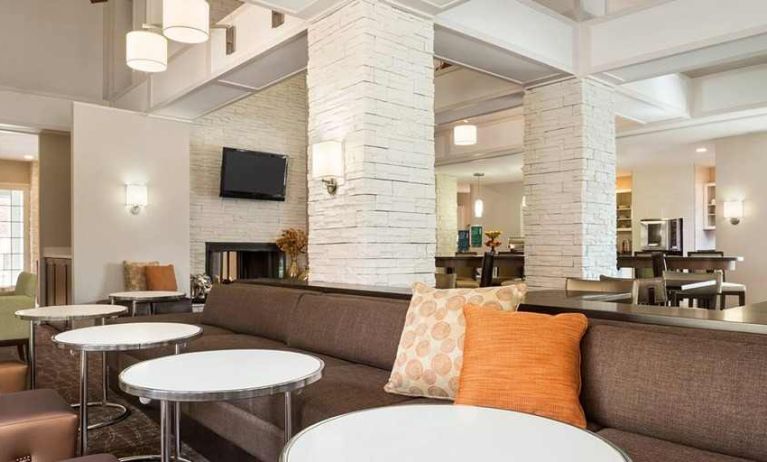 comfortable lobby lounge area ideal for coworking at Homewood Suites by Hilton - Boulder.