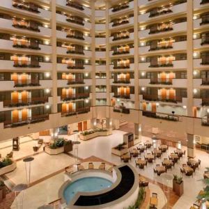 Beautiful and large lobby area perfect as workspace at the Embassy Suites by Hilton Nashville - South-Cool Springs.