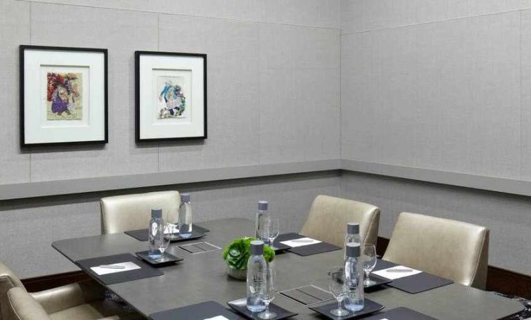 Small meeting room with square table at the Hilton Columbus Downtown.