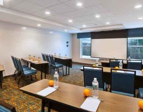 professional and equipped meetiing room for all business meetings at Hampton Inn Cape Cod Canal.