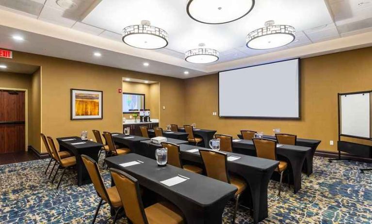 professional meeting room for conferences and board meetings at Hampton Inn Salt Lake City-Downtown.