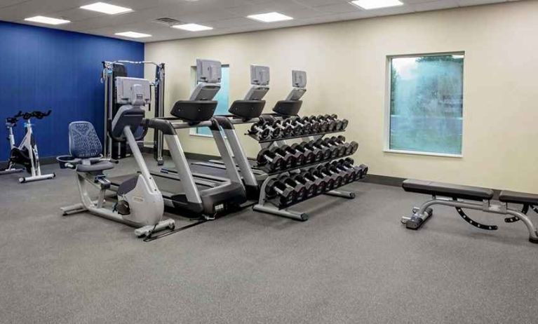 well equppied fitness center at Hampton Inn Cranbury.