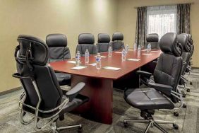 professional meeting room ideal for all business and board meetings at Hampton Inn Cranbury.