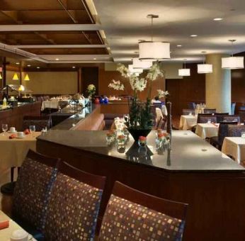 Restaurant workplace perfect for co-working at the DoubleTree by Hilton Tulsa - Warren Place.