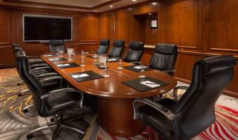 Meeting room with comfortable chairs at the Hilton Chicago-Northbrook.