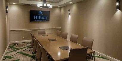 Small meeting room at the Hilton Birmingham at UAB.