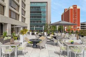 Outdoor patio with city view at the Hilton Birmingham at UAB.