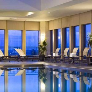 Relaxing indoor-pool at the Hilton Philadelphia at Penn's Landing.