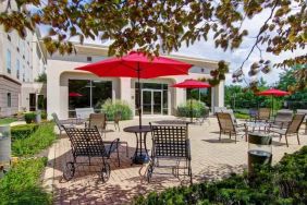 Outdoor patio perfect as workspace at the Hampton Inn & Suites Leesburg.