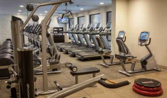 Fully equipped fitness center at the DoubleTree by Hilton Pittsburgh Green Tree.