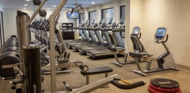 Fully equipped fitness center at the DoubleTree by Hilton Pittsburgh Green Tree.