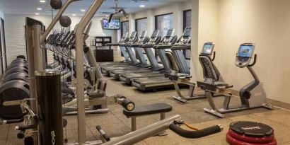 Fully equipped fitness center at the DoubleTree by Hilton Pittsburgh Green Tree.